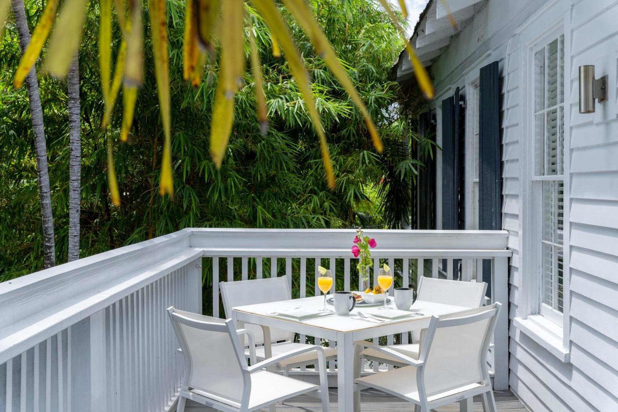 Alexander'S Guesthouse-Adult Exclusive, Lgbtq Friendly Key West Exteriör bild
