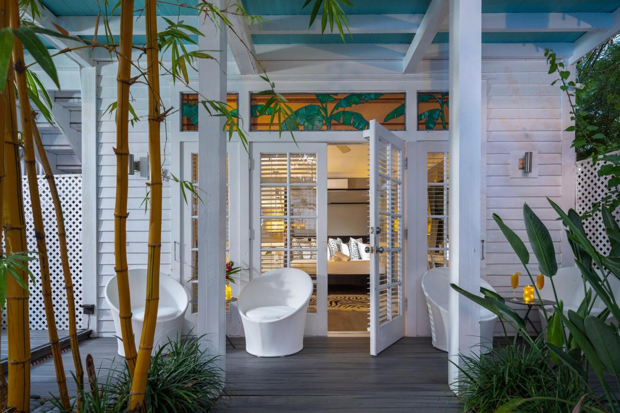 Alexander'S Guesthouse-Adult Exclusive, Lgbtq Friendly Key West Exteriör bild