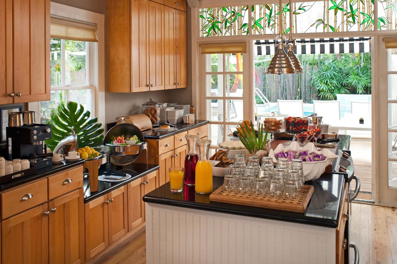 Alexander'S Guesthouse-Adult Exclusive, Lgbtq Friendly Key West Exteriör bild
